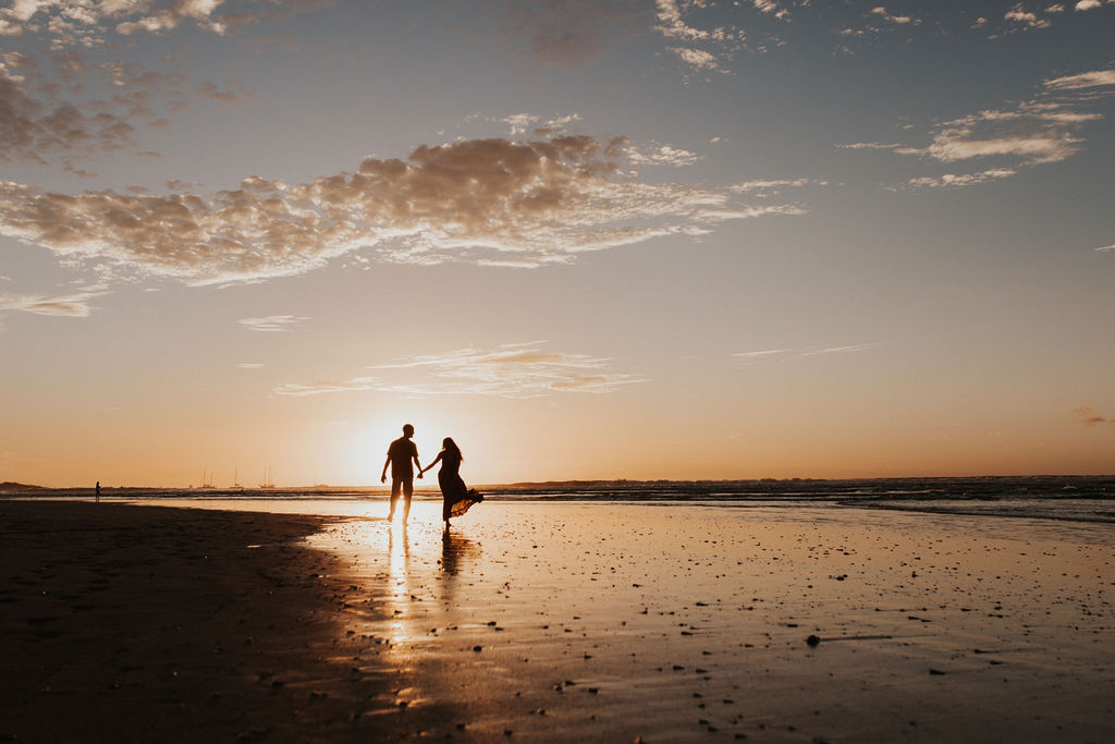 sunset elopement on the beach in costa rica